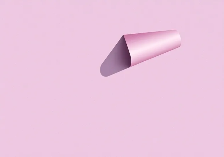 Pose de papier peint, rouleau et brosse à maroufler